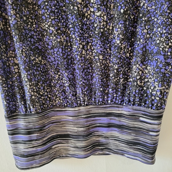 BCBG Maxazria Beach Chambray Blue Purple Polkadot Jersey Casual Dress M Resort - Picture 7 of 11